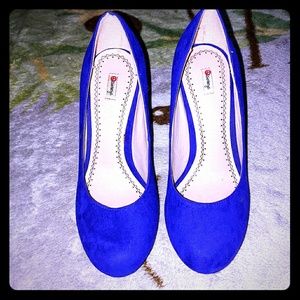 EUC Olsenboye Suede Platform Pumps